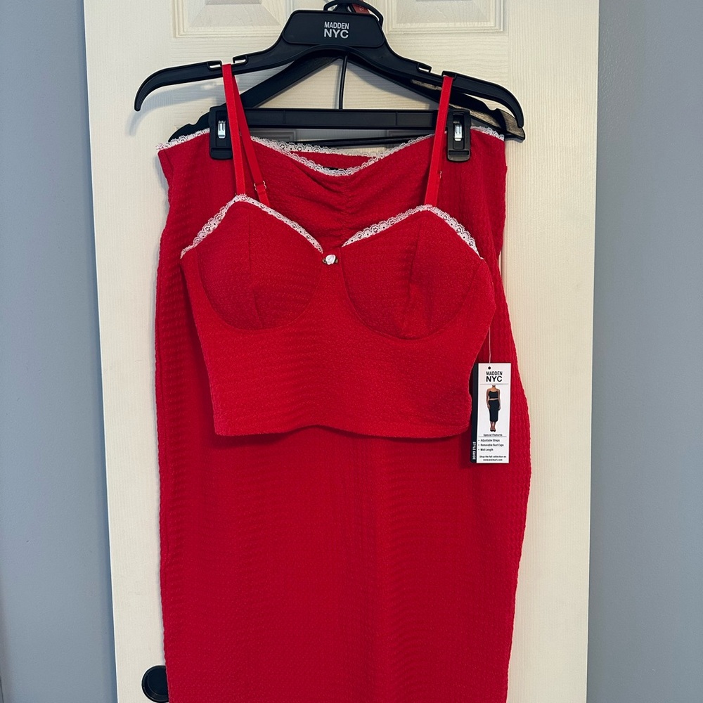 Elegant Red Midi Dress